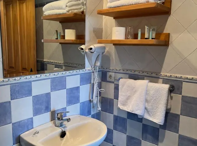 El Mirador De Comillas Pensionat 3*