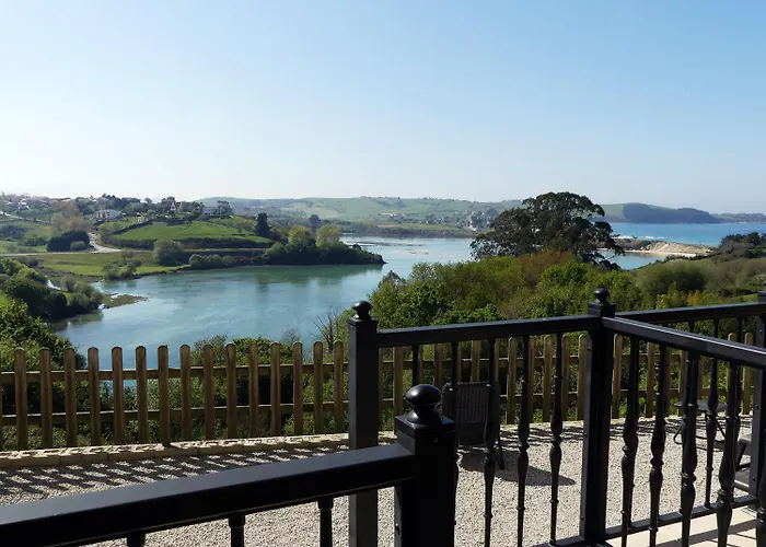 Guest house El Mirador De Comillas 3*