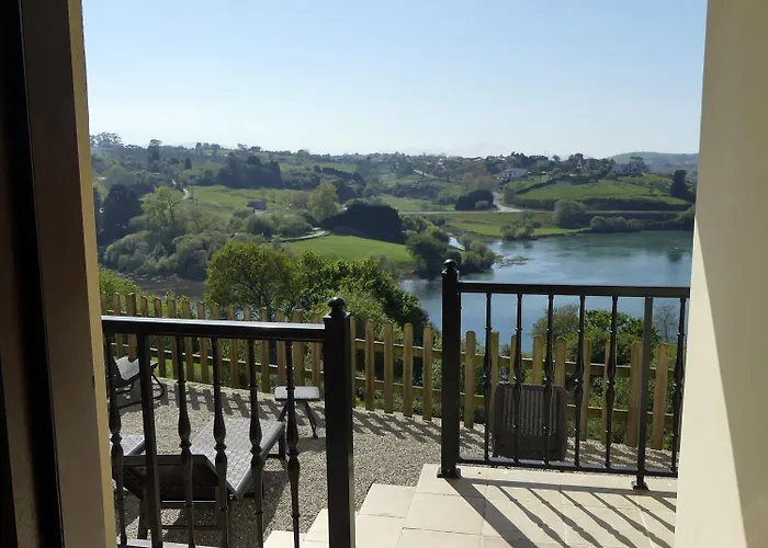 Pensionat El Mirador De Comillas Trasvia