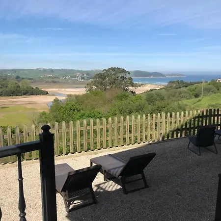 El Mirador De Comillas بيت ضيافة