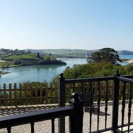 Gasthuis El Mirador De Comillas 3*