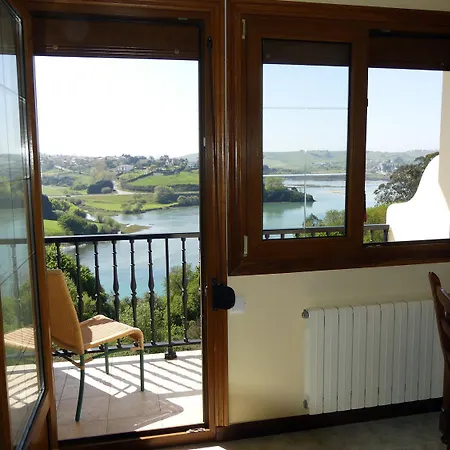 El Mirador De Comillas בית הארחה