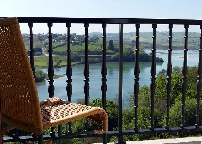 El Mirador De Comillas 3* Trasvia